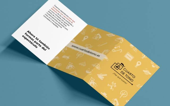 Folleto publicitario de la identidad de Cuarto de Tono.